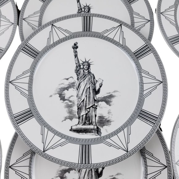 Royal Norfolk Statue of Liberty Art Deco Salad Dessert Plates Set 7 Unused - Picture 2 of 7